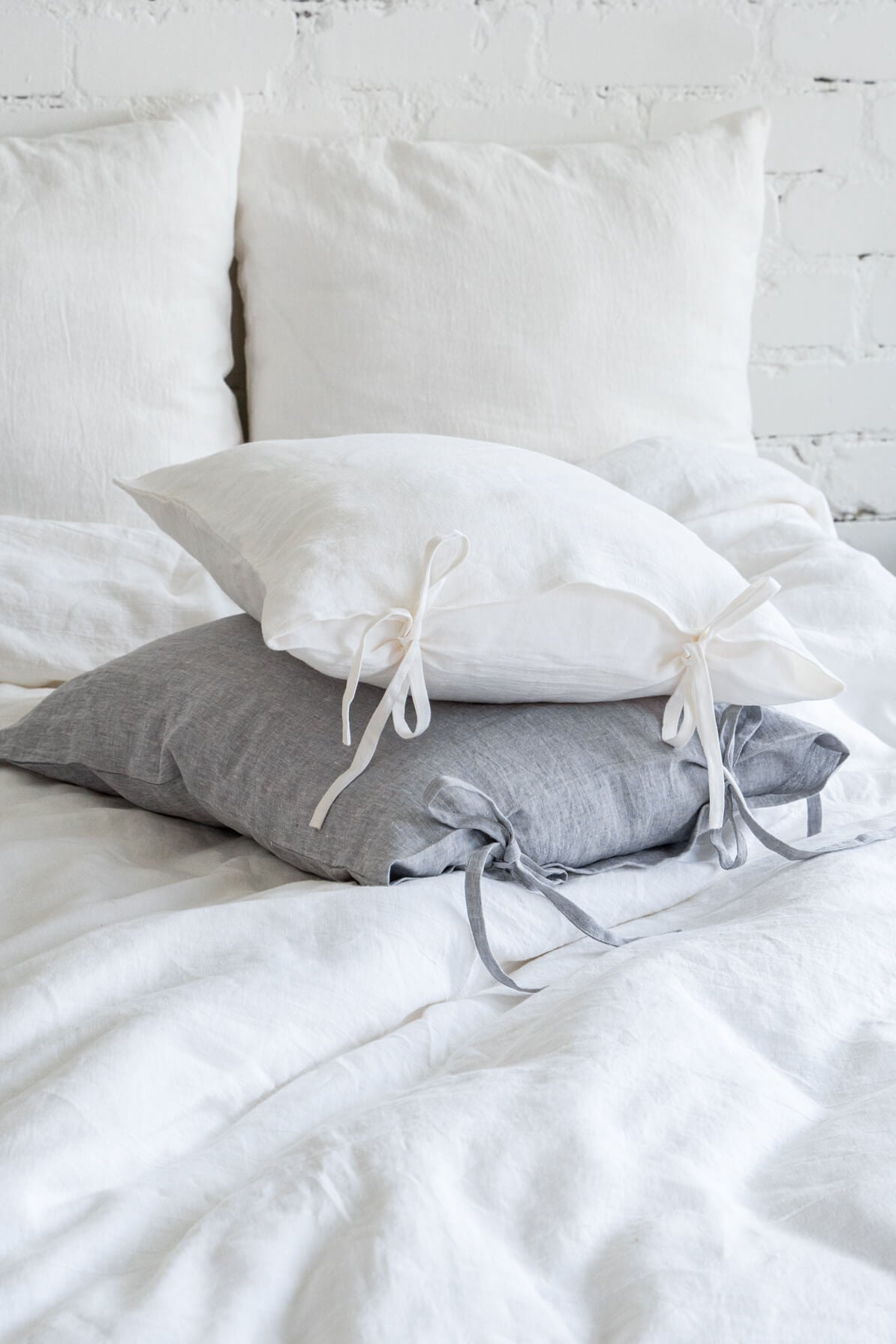 Linen pillow cover with ties closure in various colors