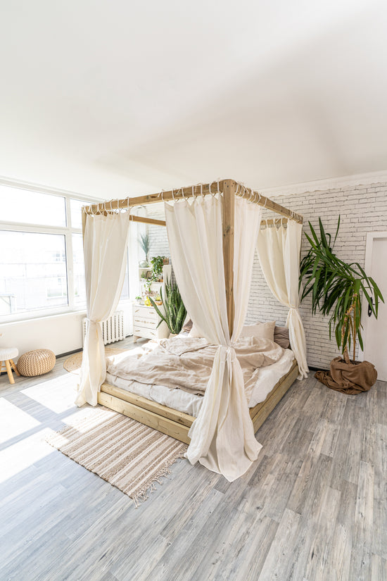 CANOPY BED LINEN CURTAINS FOR LUXURY BEDROOM