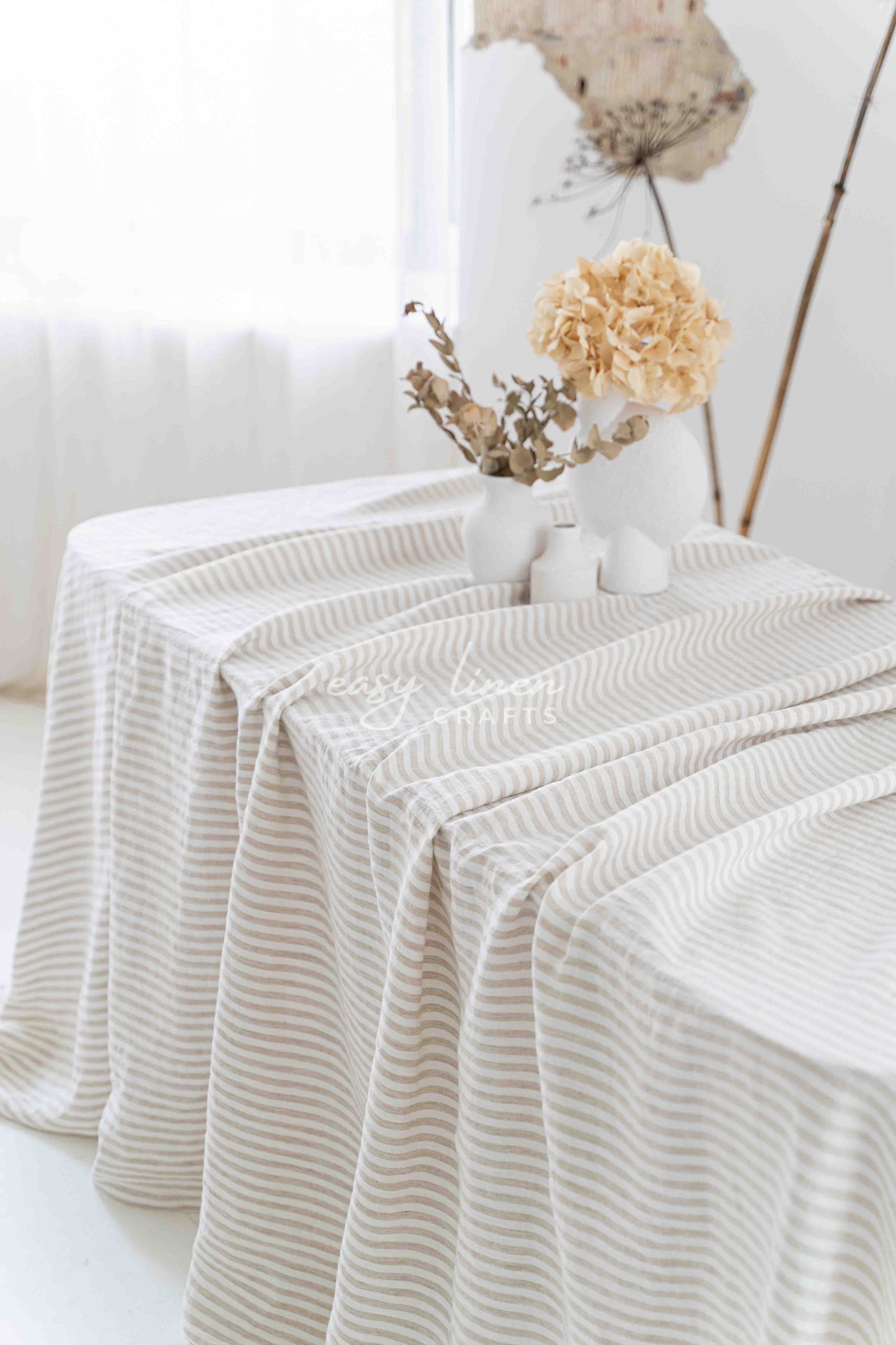 Linen tablecloth in Striped Natural color