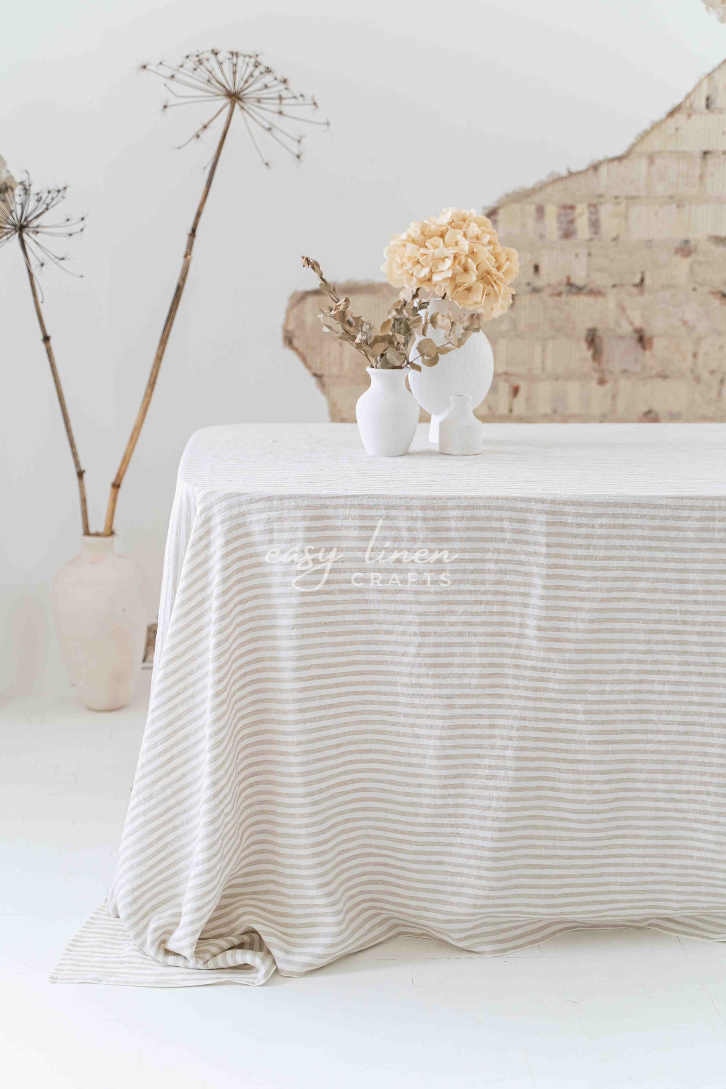 Linen tablecloth in Striped Natural color