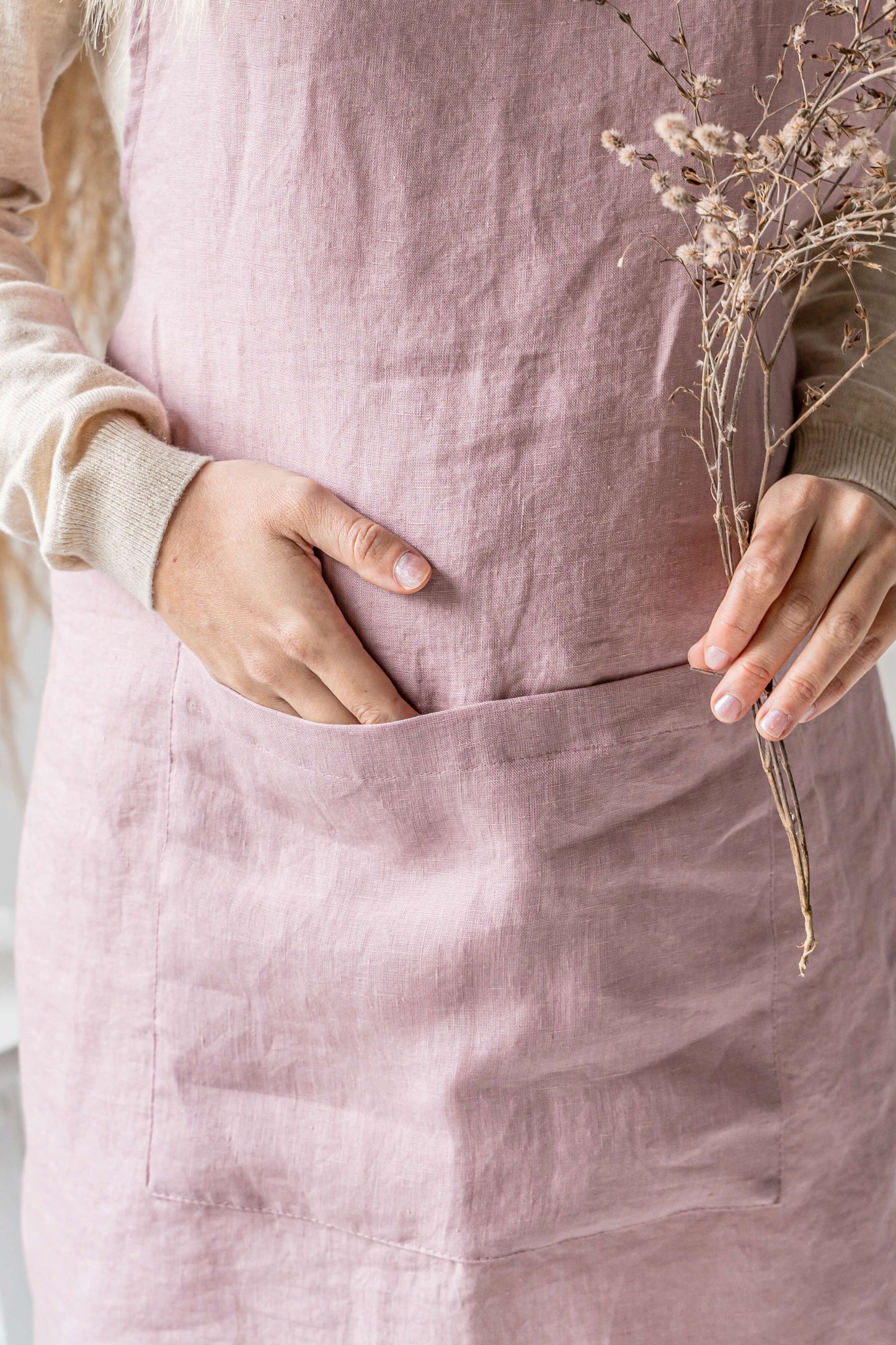 Classic full linen apron in various colors