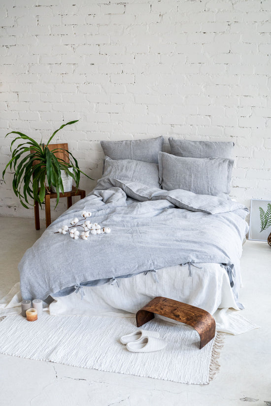 Linen bedding set in Melange Gray: linen duvet cover + 2 linen pillowcases