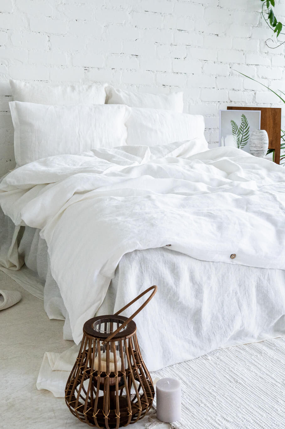 Linen bedding set in Off White: linen duvet cover + 2 linen pillowcases