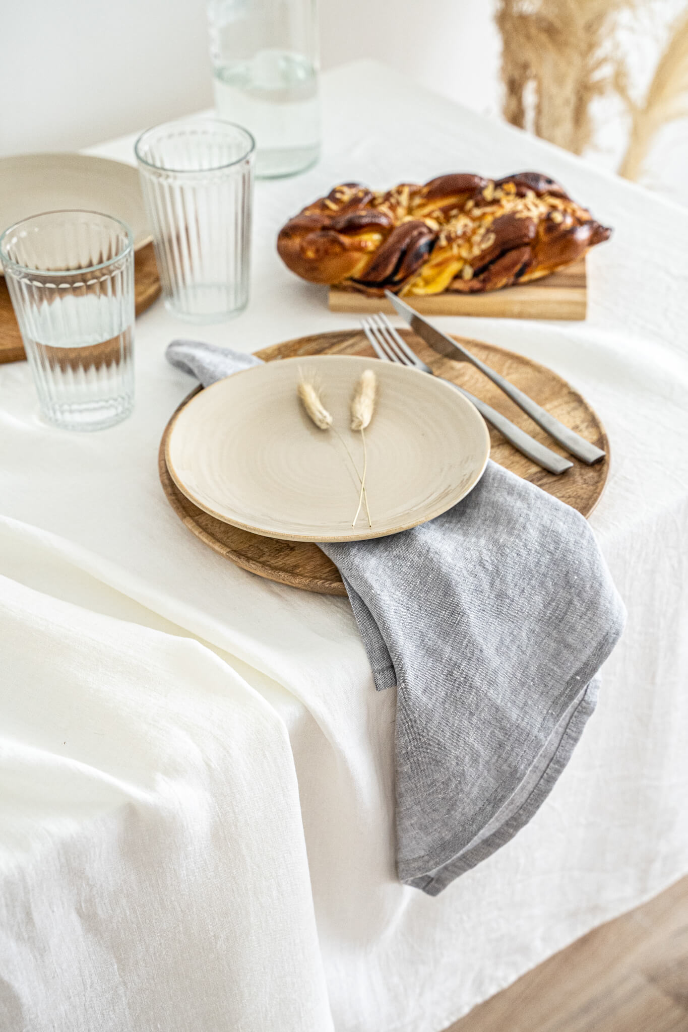 Linen napkins set in Melange Gray color