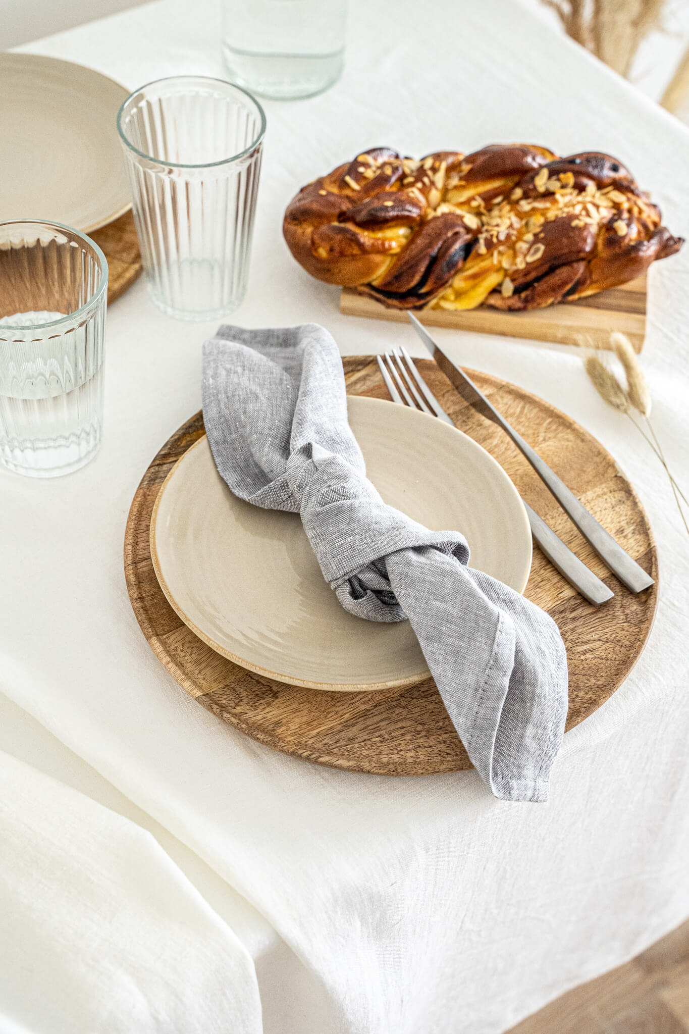Linen napkins set in Melange Gray color