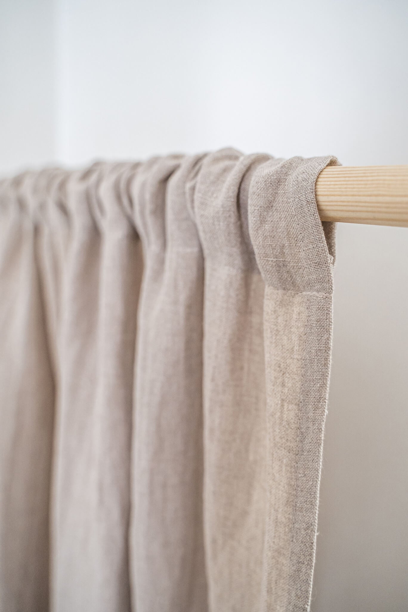 Set of 2 rod pocket linen curtains in various colors (1 pair)